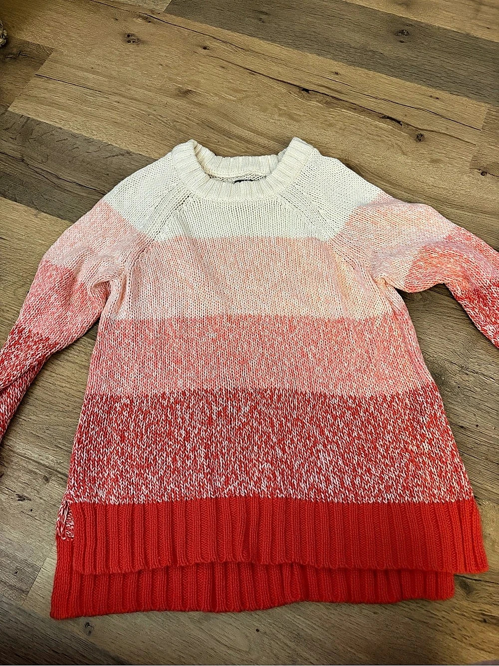 Maggie Color Block Crewneck Sweater in Red & Pink Size Small